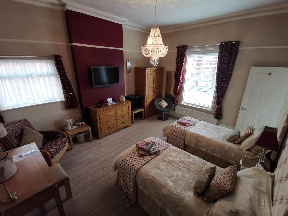 サウスポート Vale House Bed & Breakfast エクステリア 写真