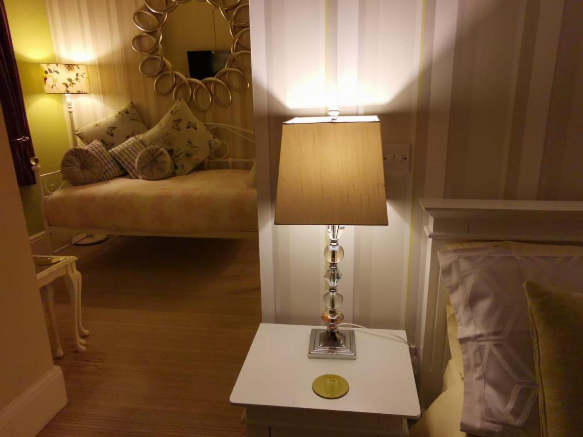 サウスポート Vale House Bed & Breakfast エクステリア 写真